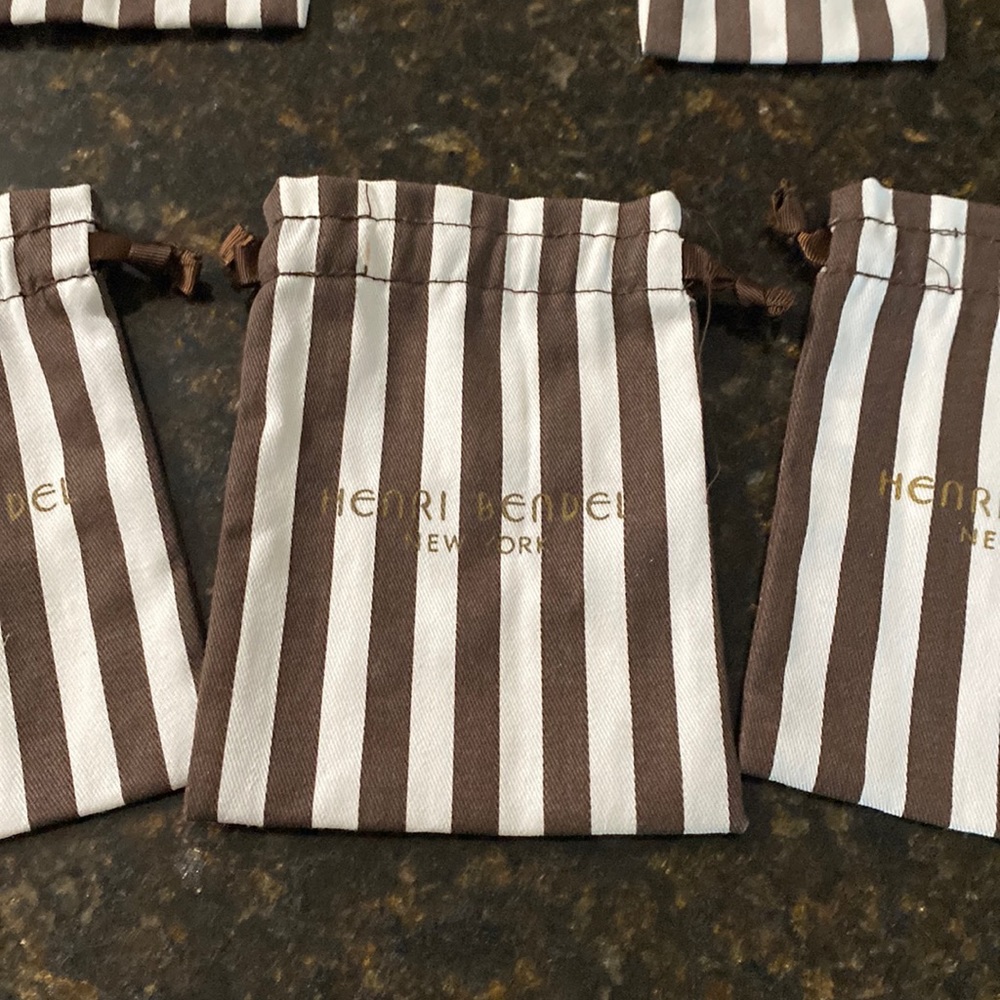 Henri Bendel pouch New York
